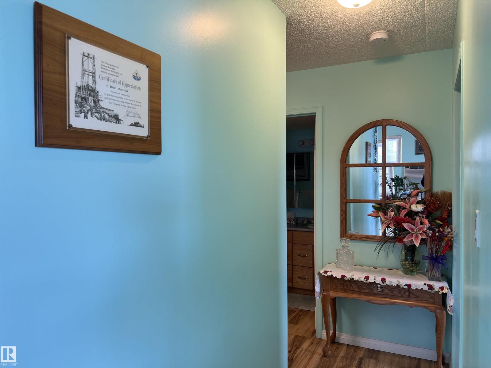 #303 4004 47 St Property Photo 20