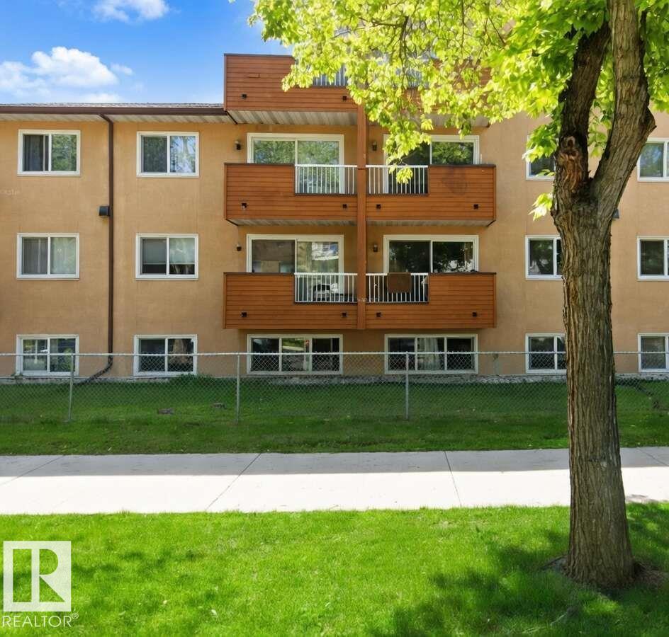 #B2 10620 104 ST NW