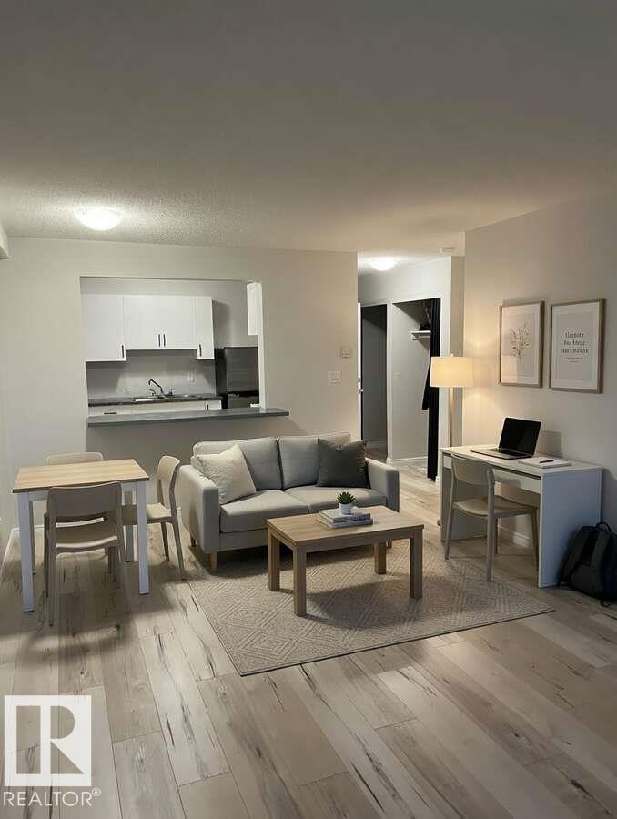 #b2 10620 104 St Nw Property Photo 2