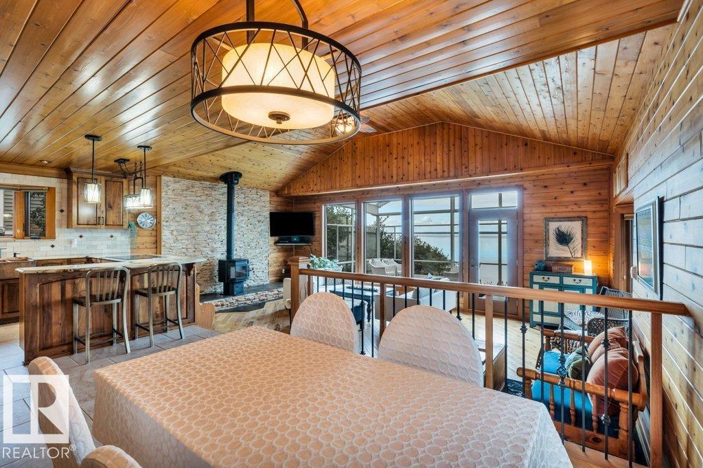 118 Crystal Springs Drive, Pigeon Lake Property Photo 27