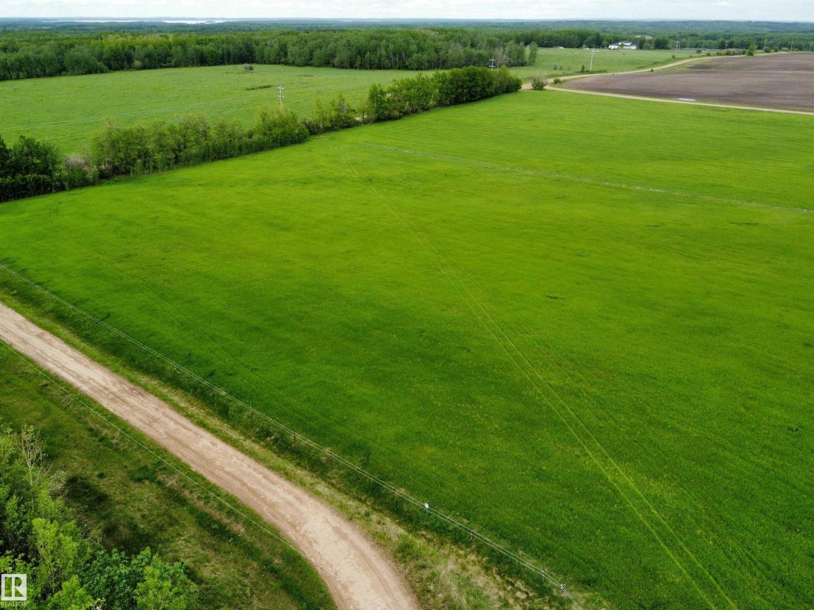 15113 Township Road 670 Property Photo 4
