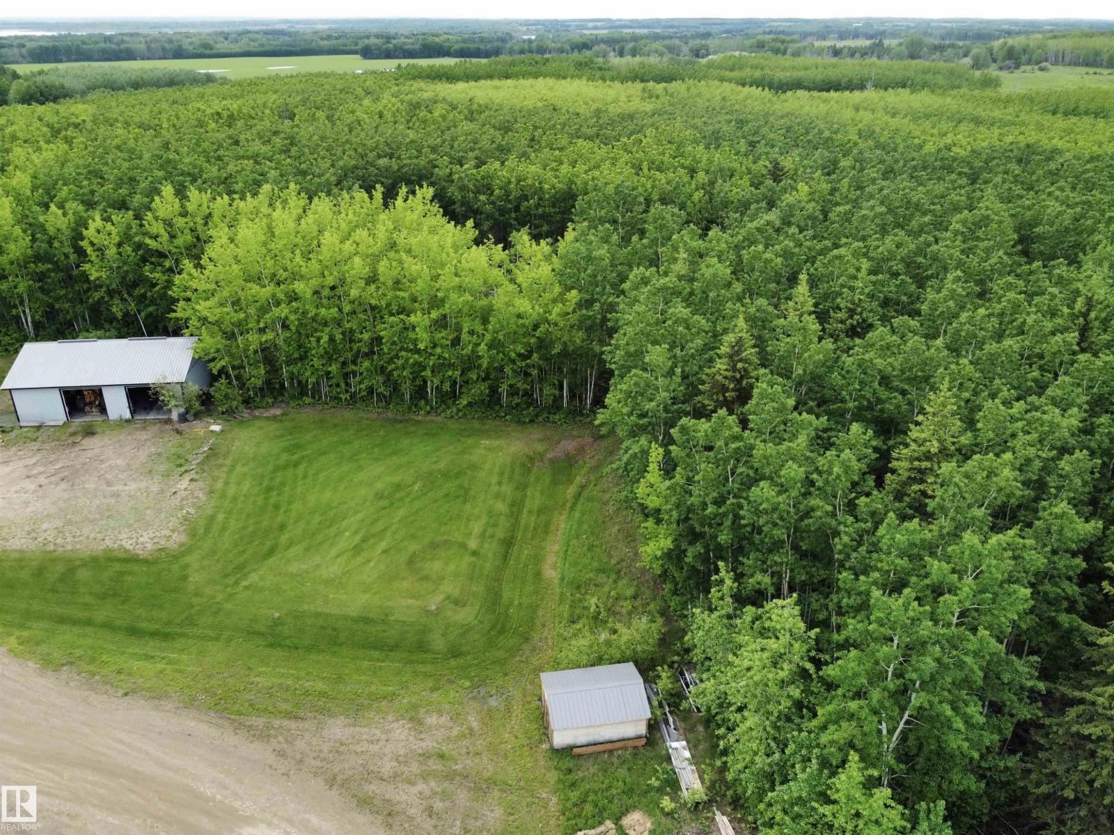 15113 Township Road 670 Property Photo 6