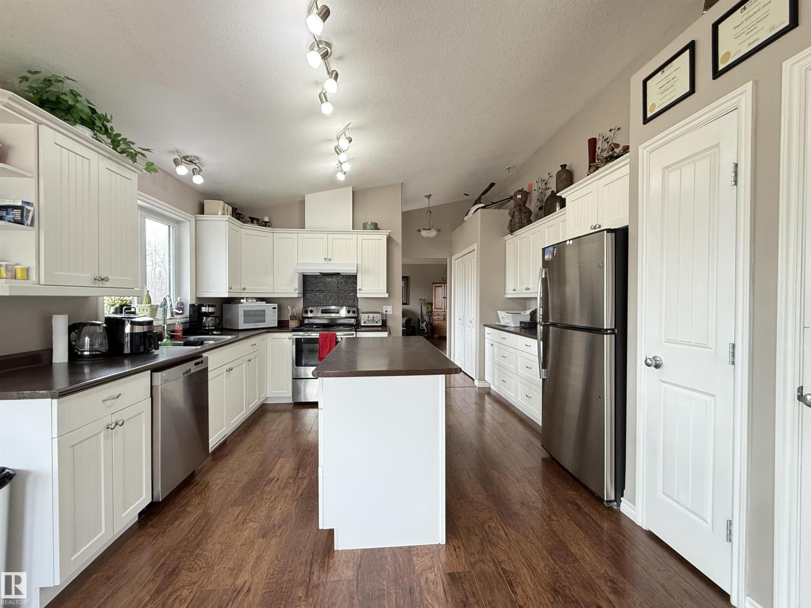 15113 Township Road 670 Property Photo 12