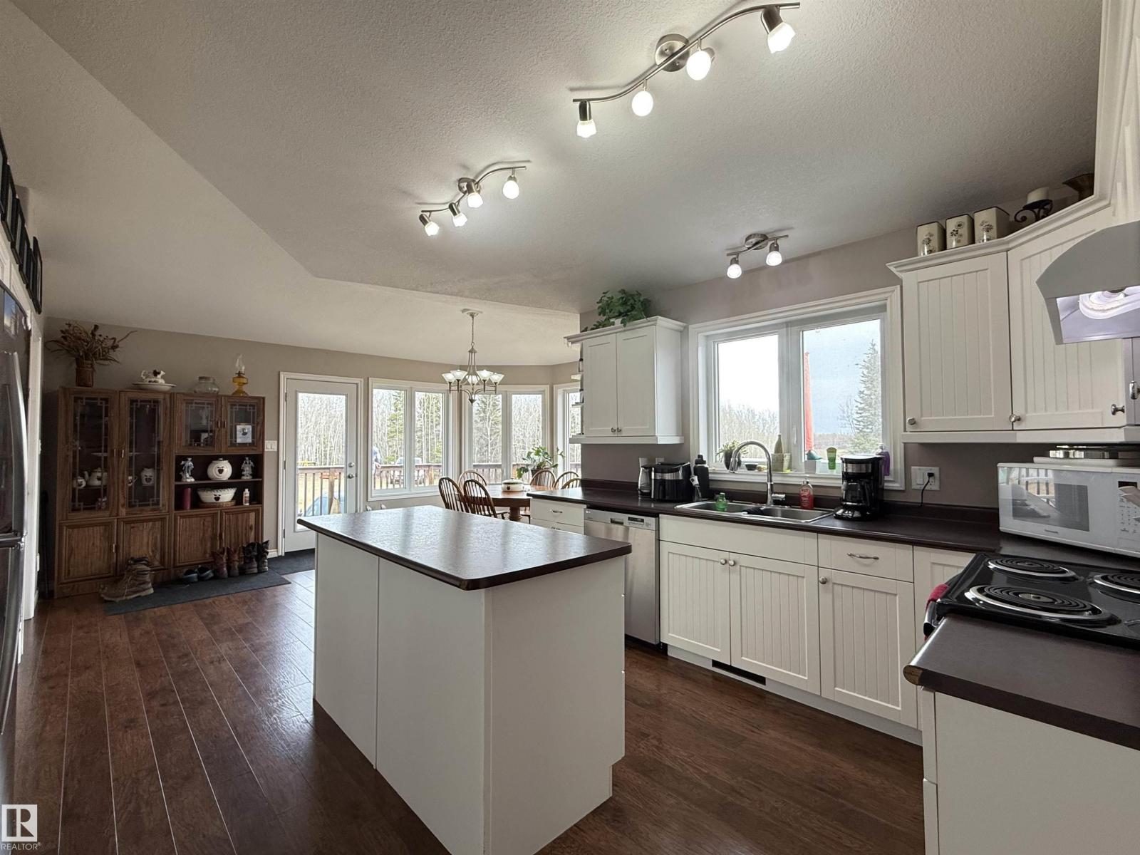 15113 Township Road 670 Property Photo 13