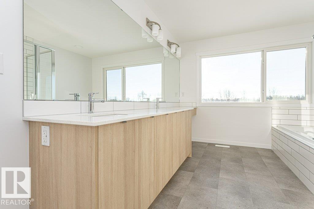 2312 160 St Sw Property Photo 6