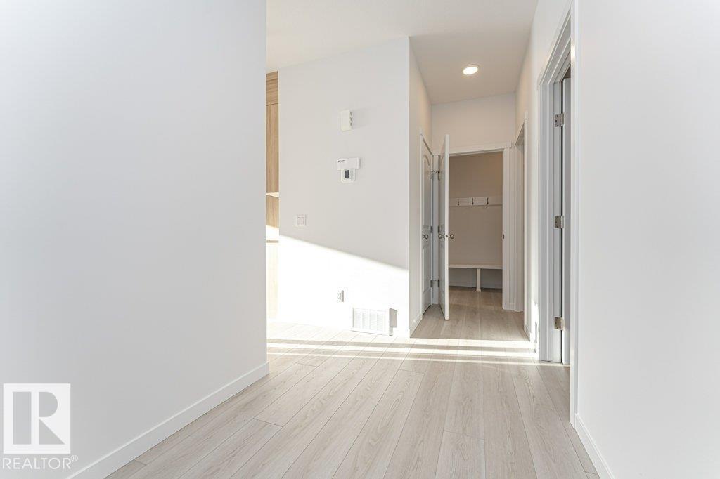 2312 160 St Sw Property Photo 10