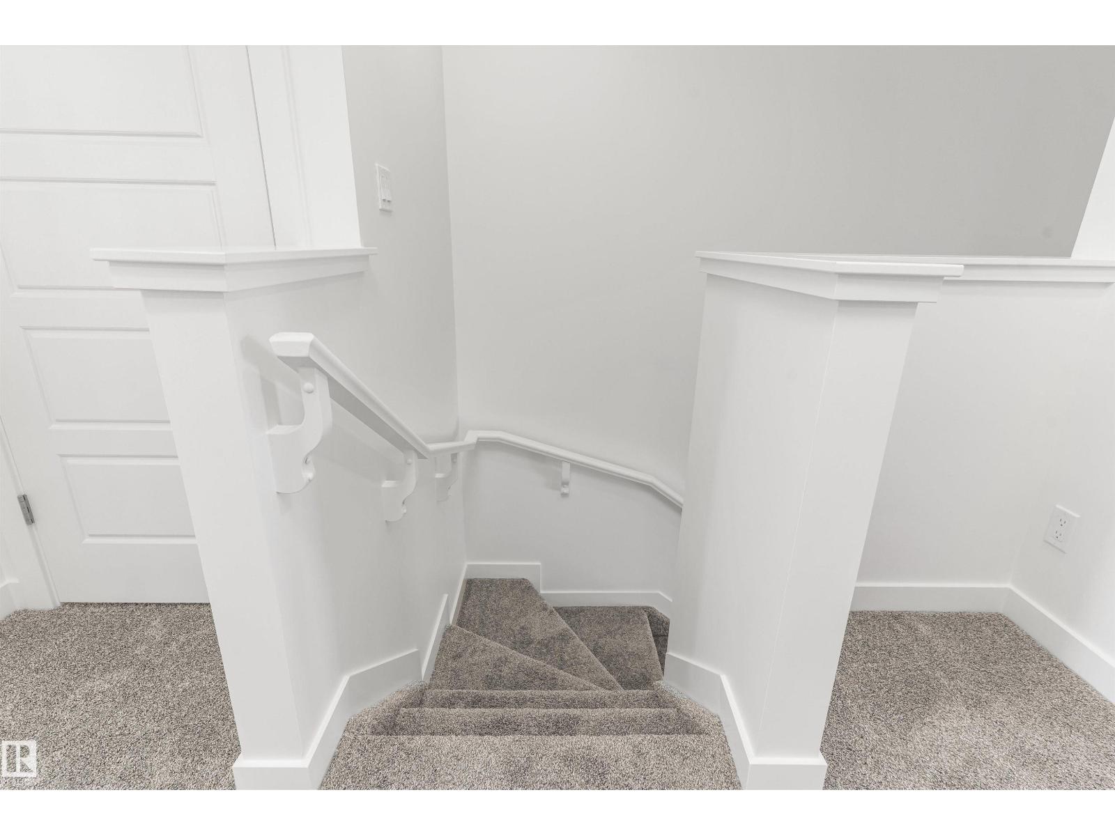 20623 43 Av Nw Property Photo 19