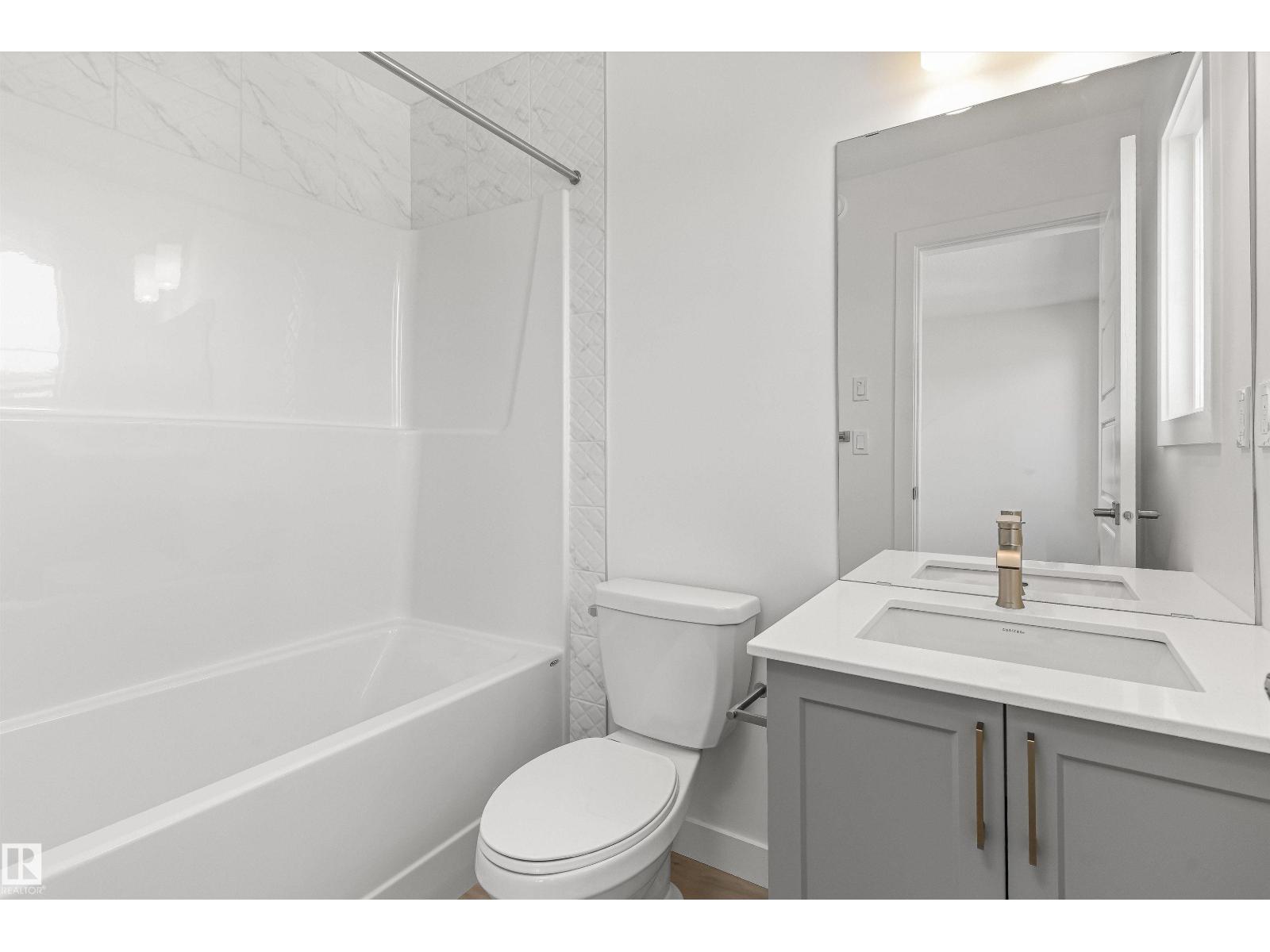 20623 43 Av Nw Property Photo 34