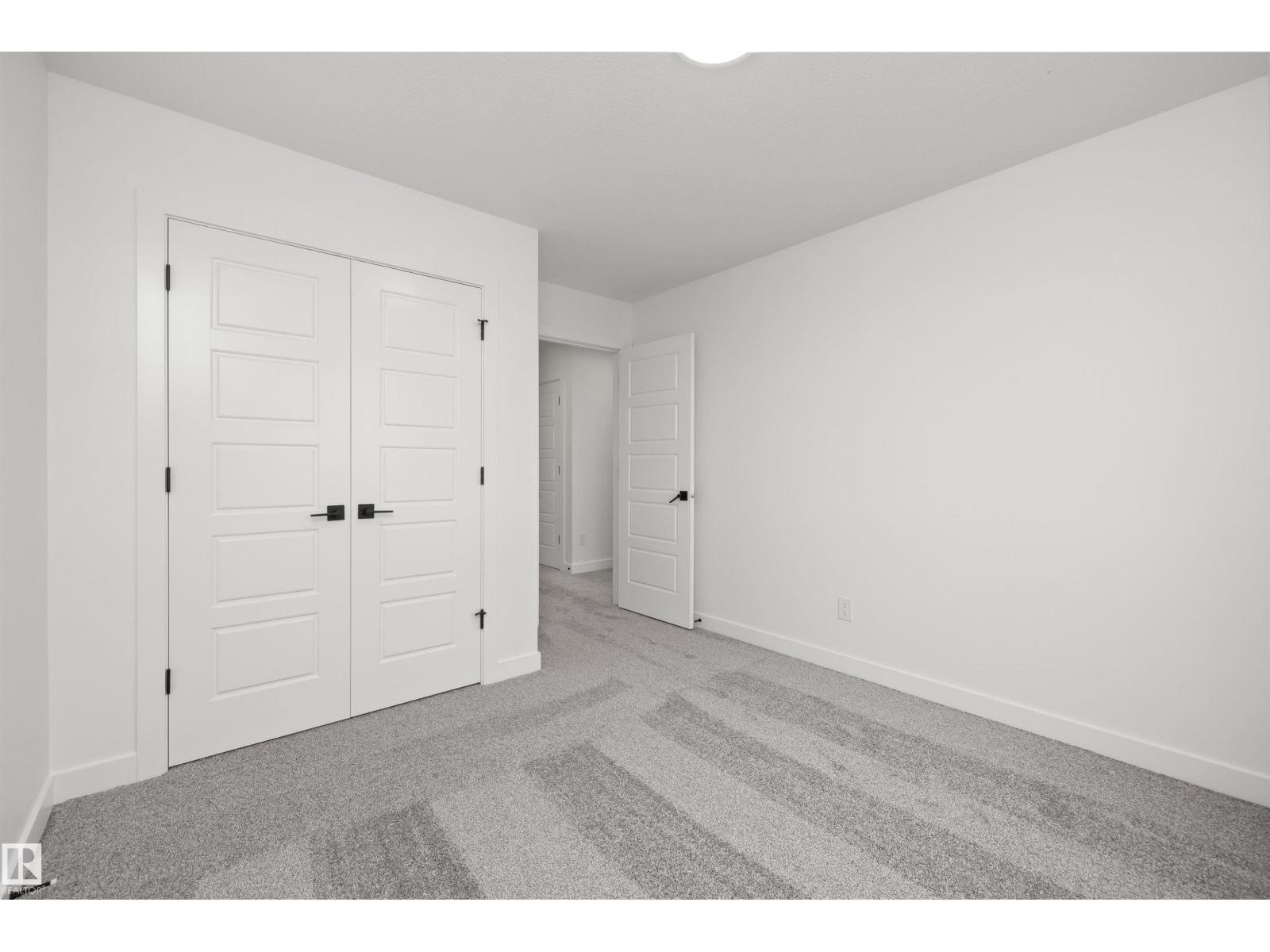 8608 183 Av Nw Property Photo 30
