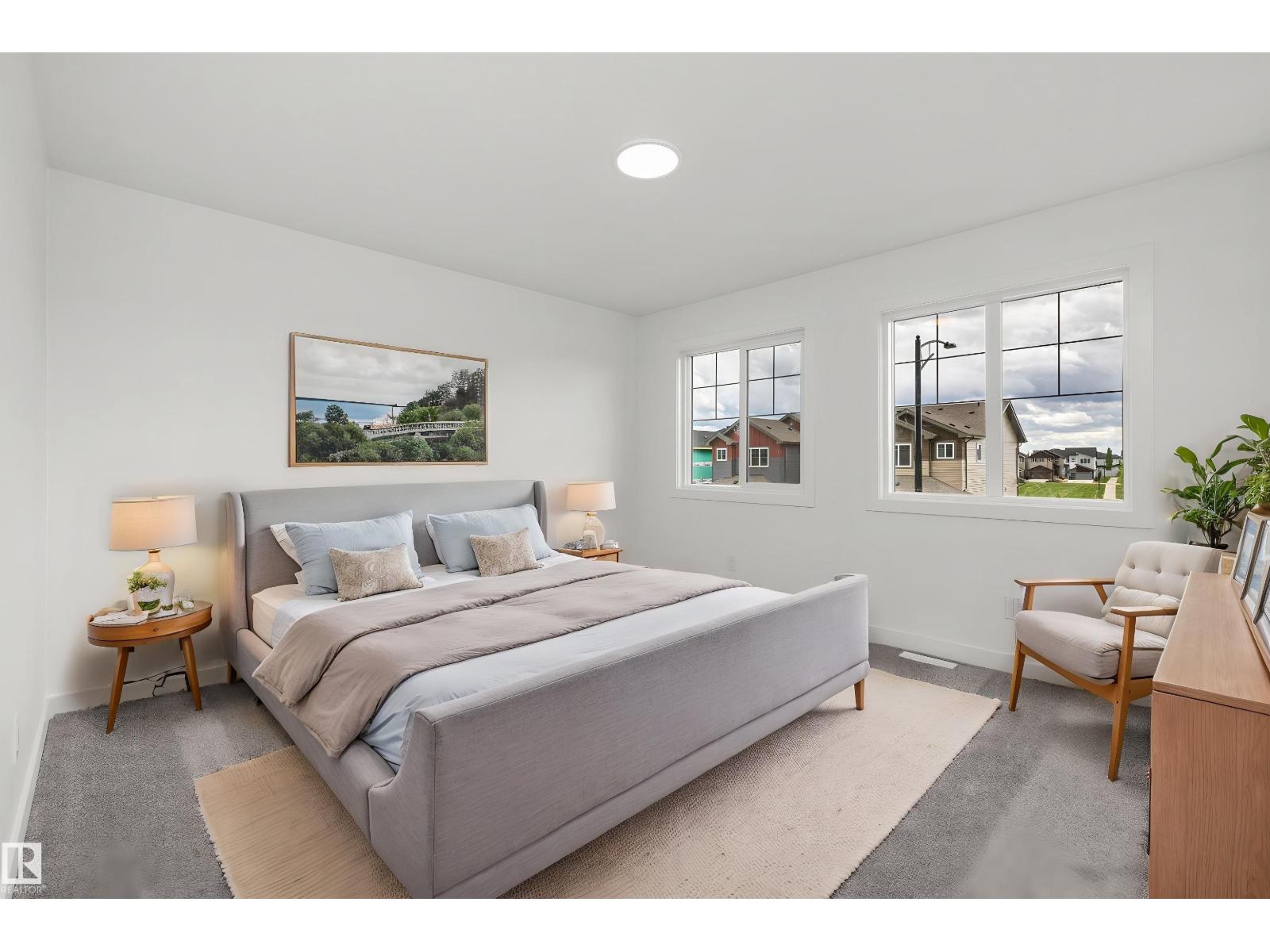 8608 183 Av Nw Property Photo 32