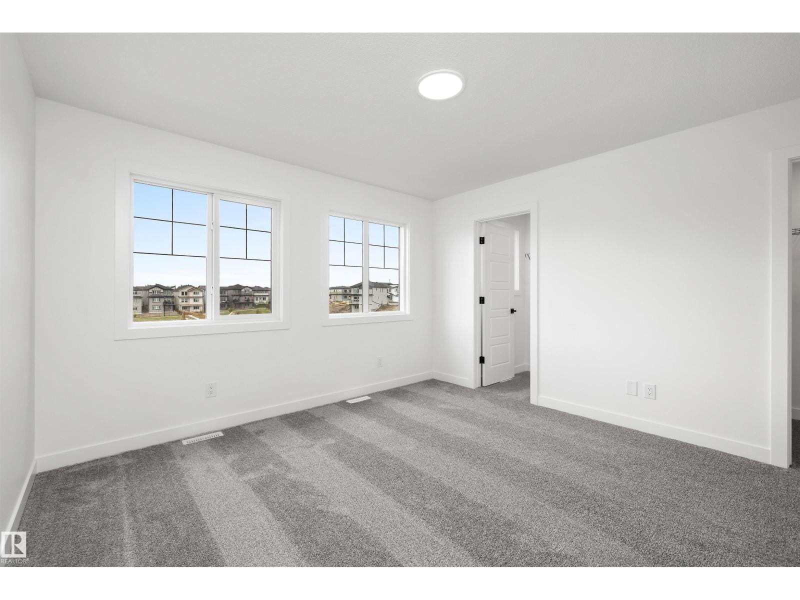 8608 183 Av Nw Property Photo 35