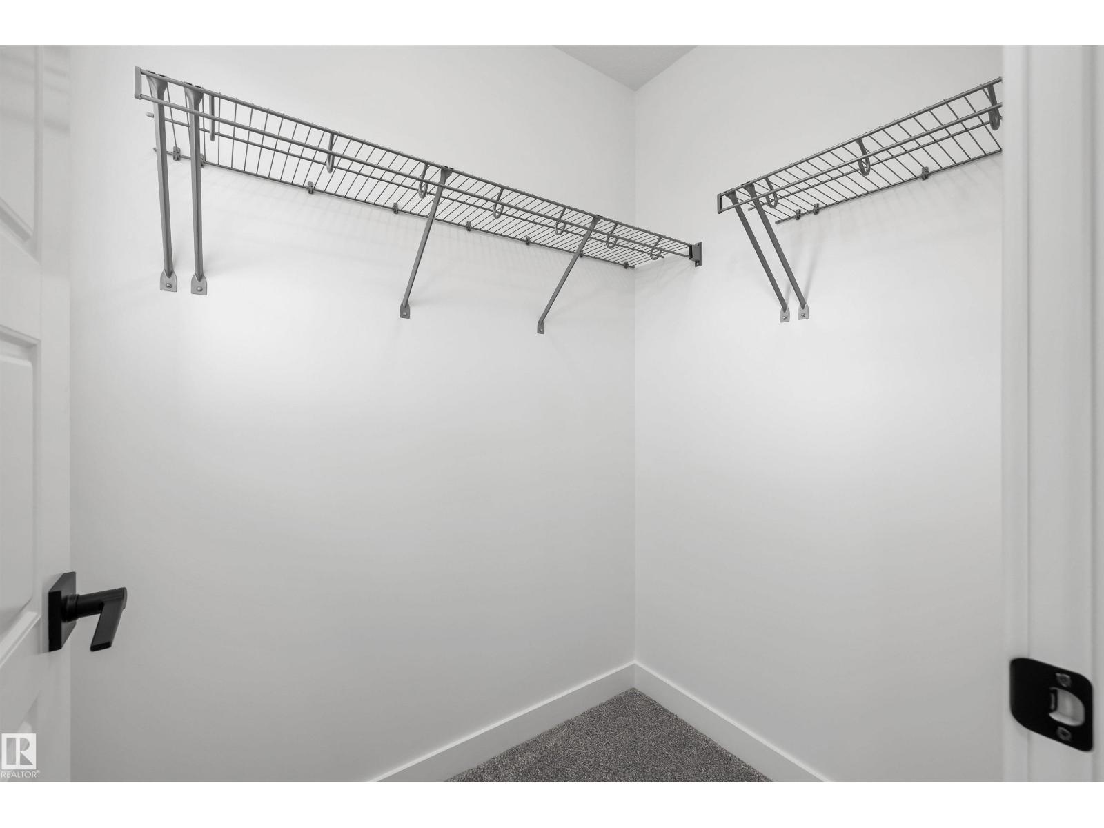 8608 183 Av Nw Property Photo 38