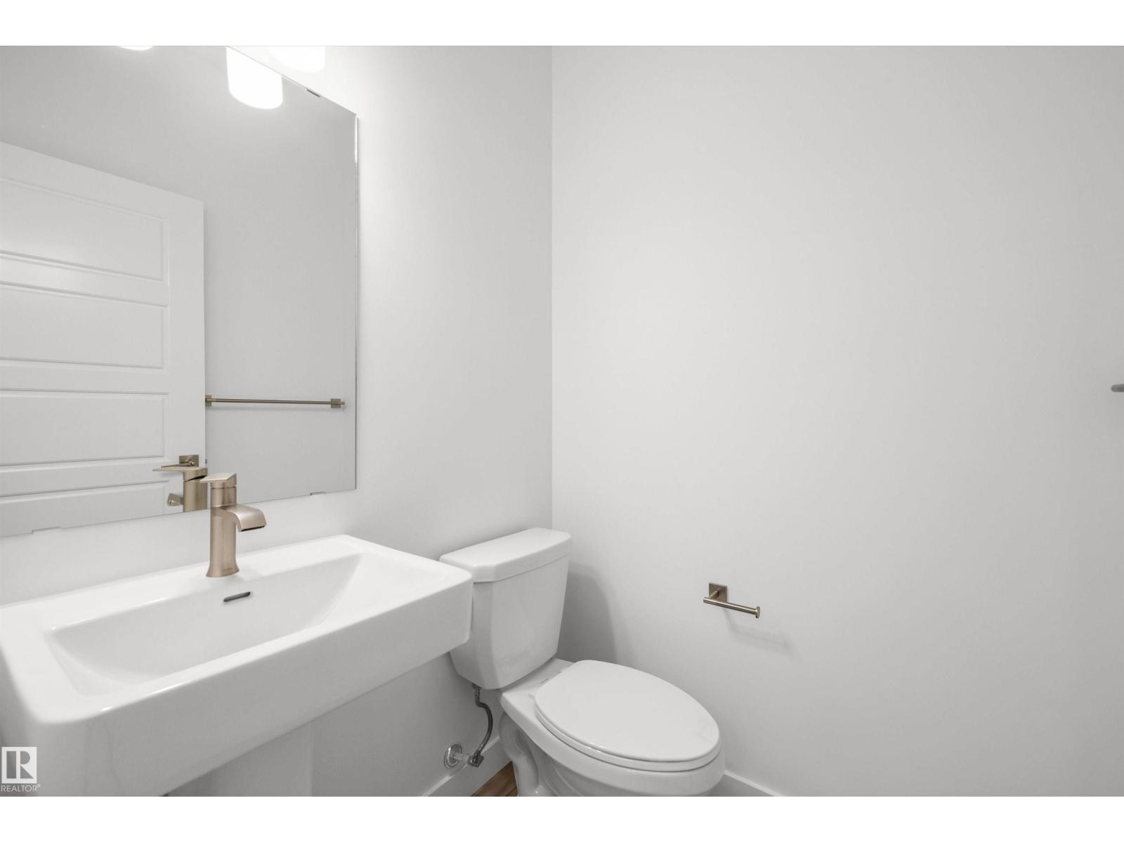 8536 183 Av Nw Property Photo 6