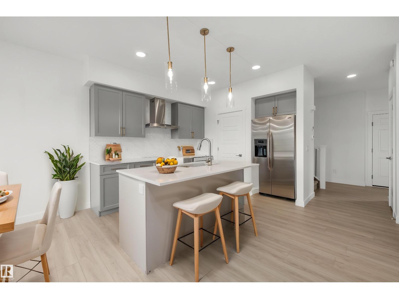 8536 183 Av Nw Property Photo 9