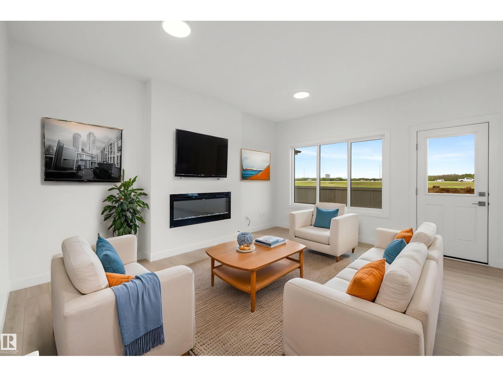 8536 183 Av Nw Property Photo 20