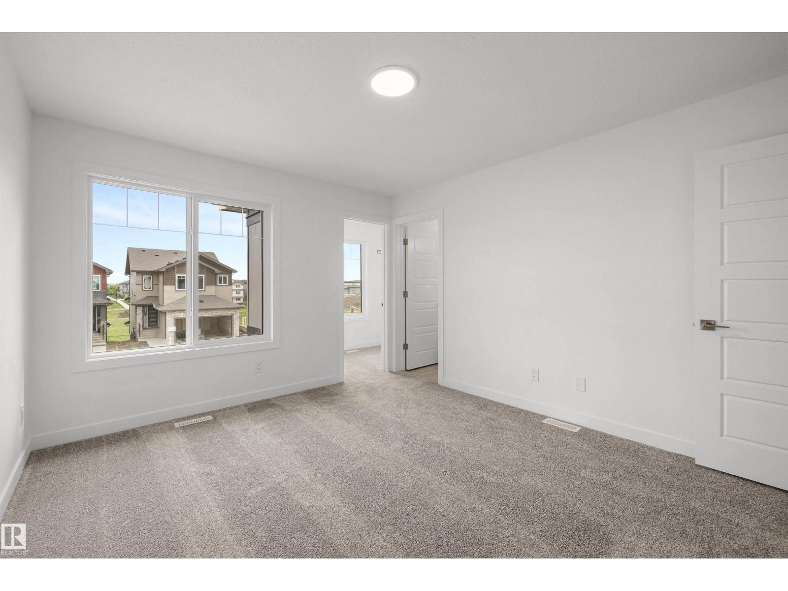 8536 183 Av Nw Property Photo 34