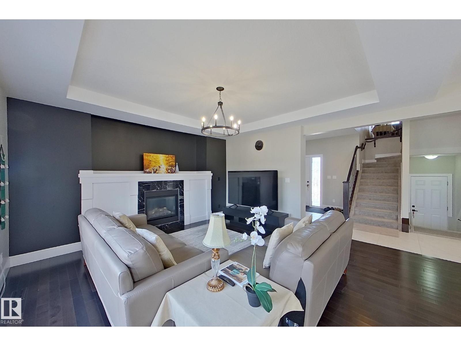 5512 64 St Property Photo 6