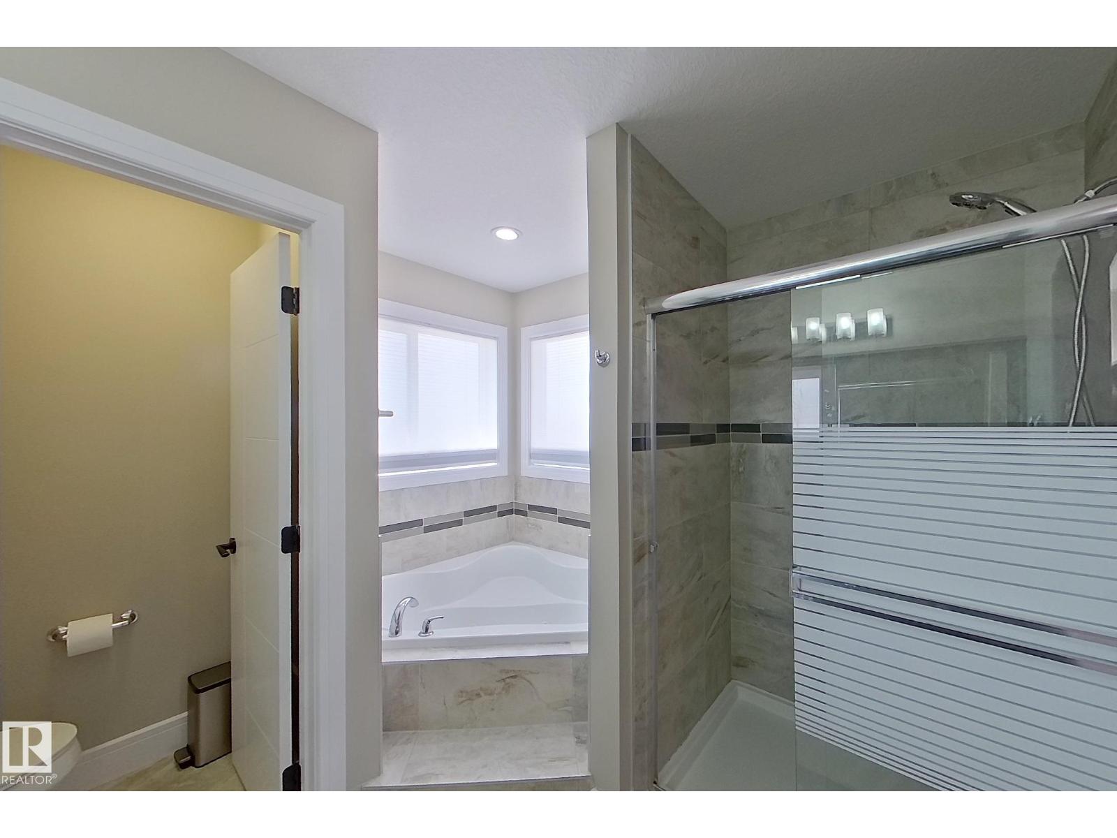 5512 64 St Property Photo 28