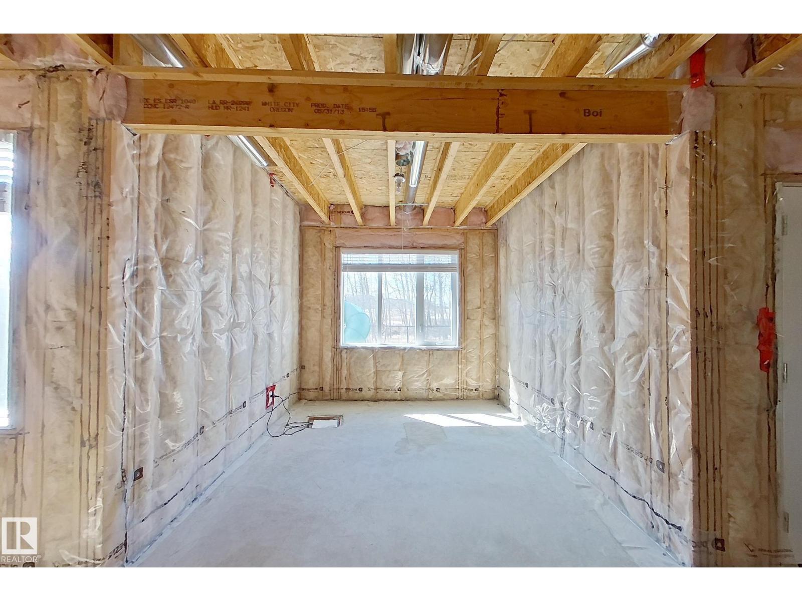 5512 64 St Property Photo 39
