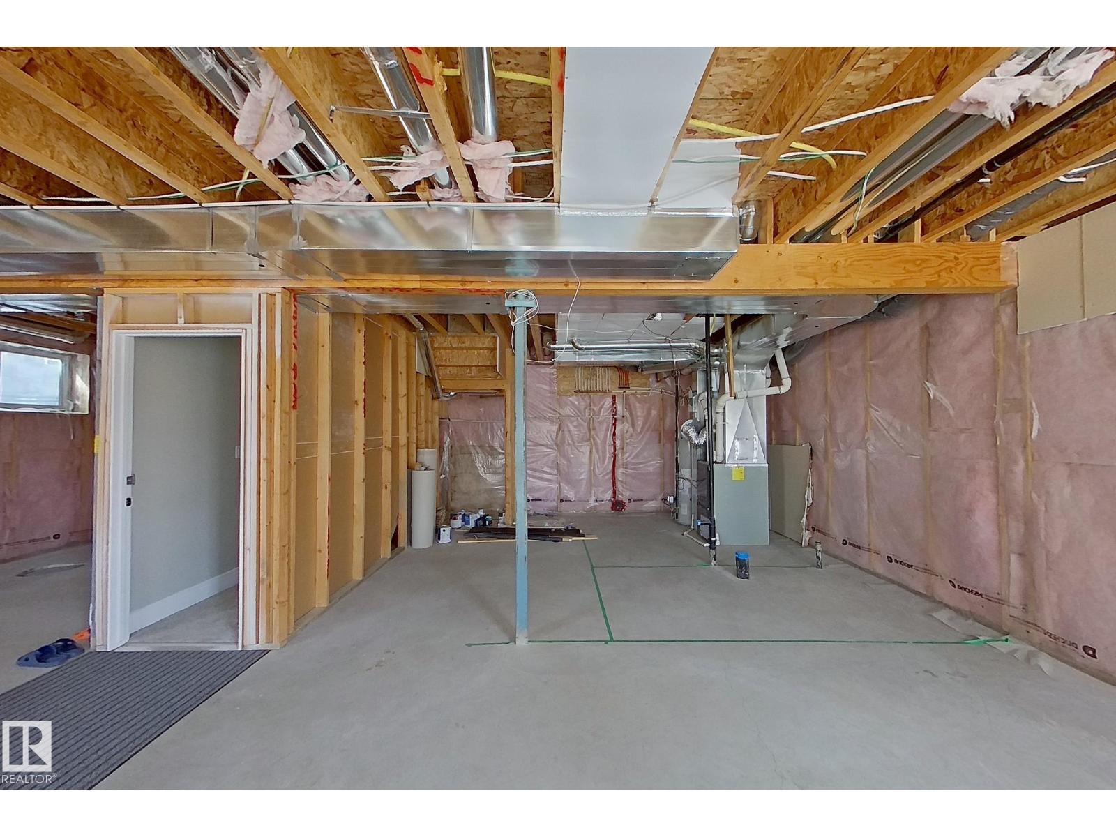 5512 64 St Property Photo 40