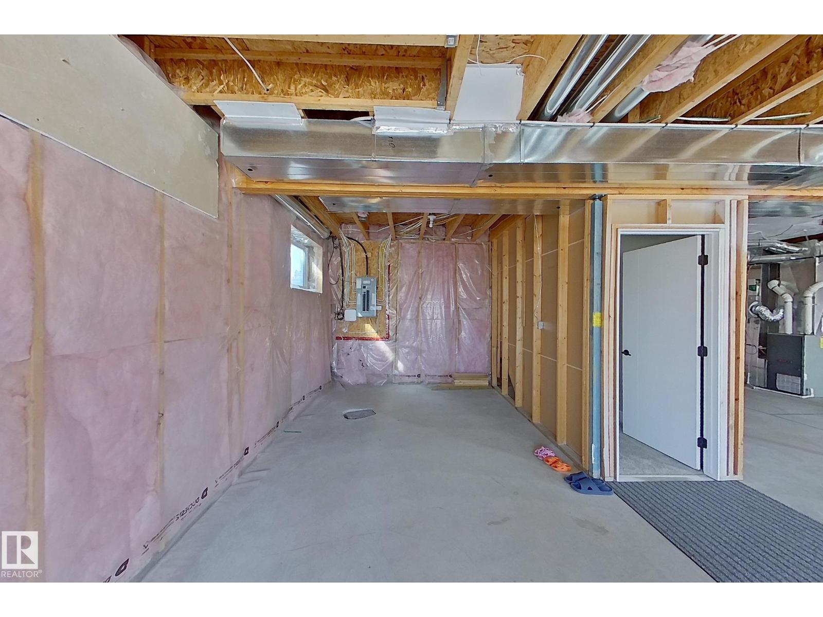 5512 64 St Property Photo 43