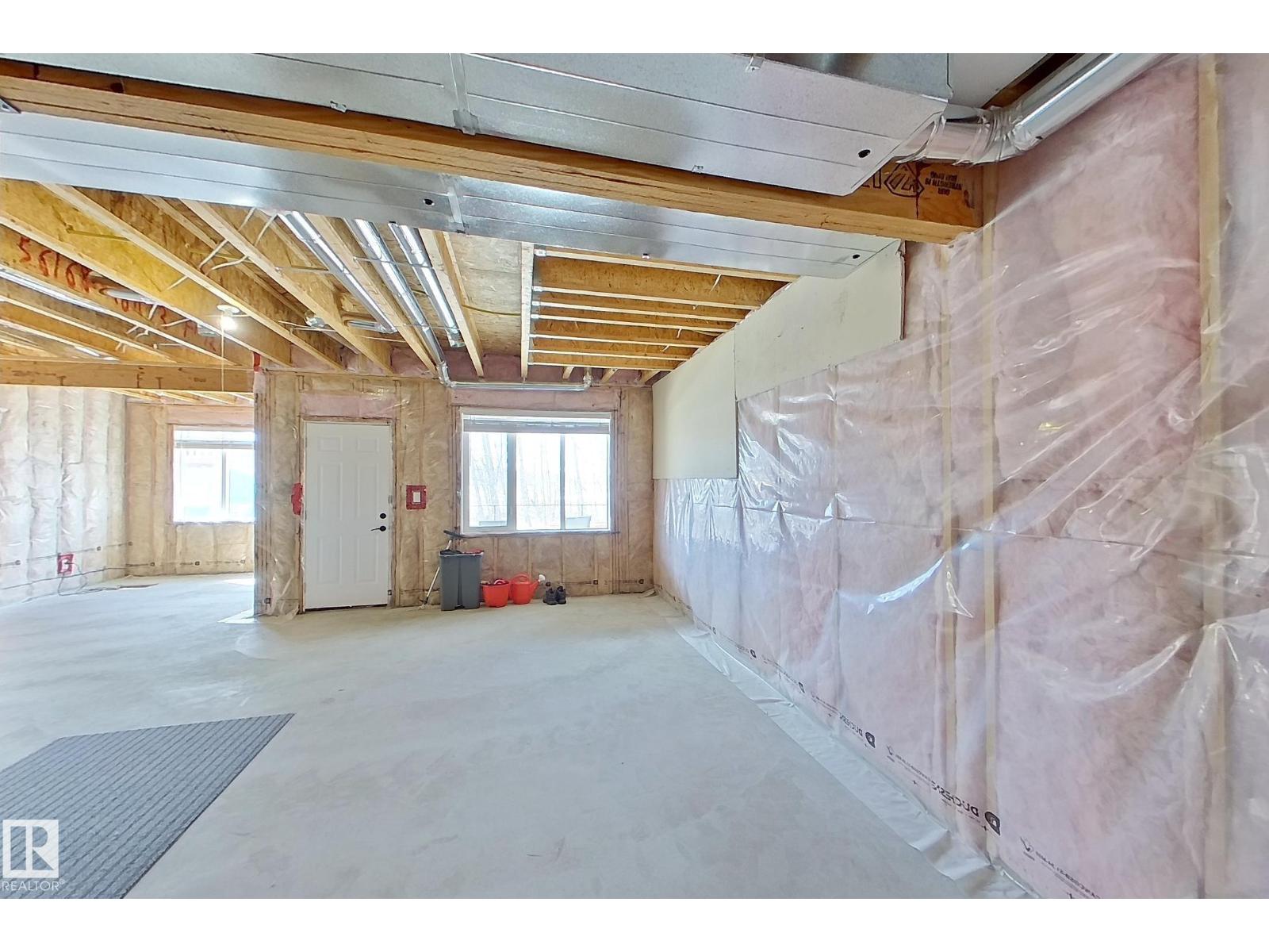 5512 64 St Property Photo 44