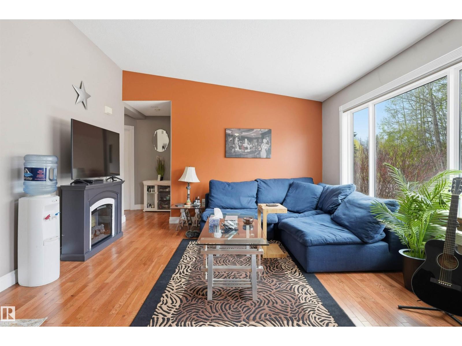 1515 Marine Cr Property Photo 5