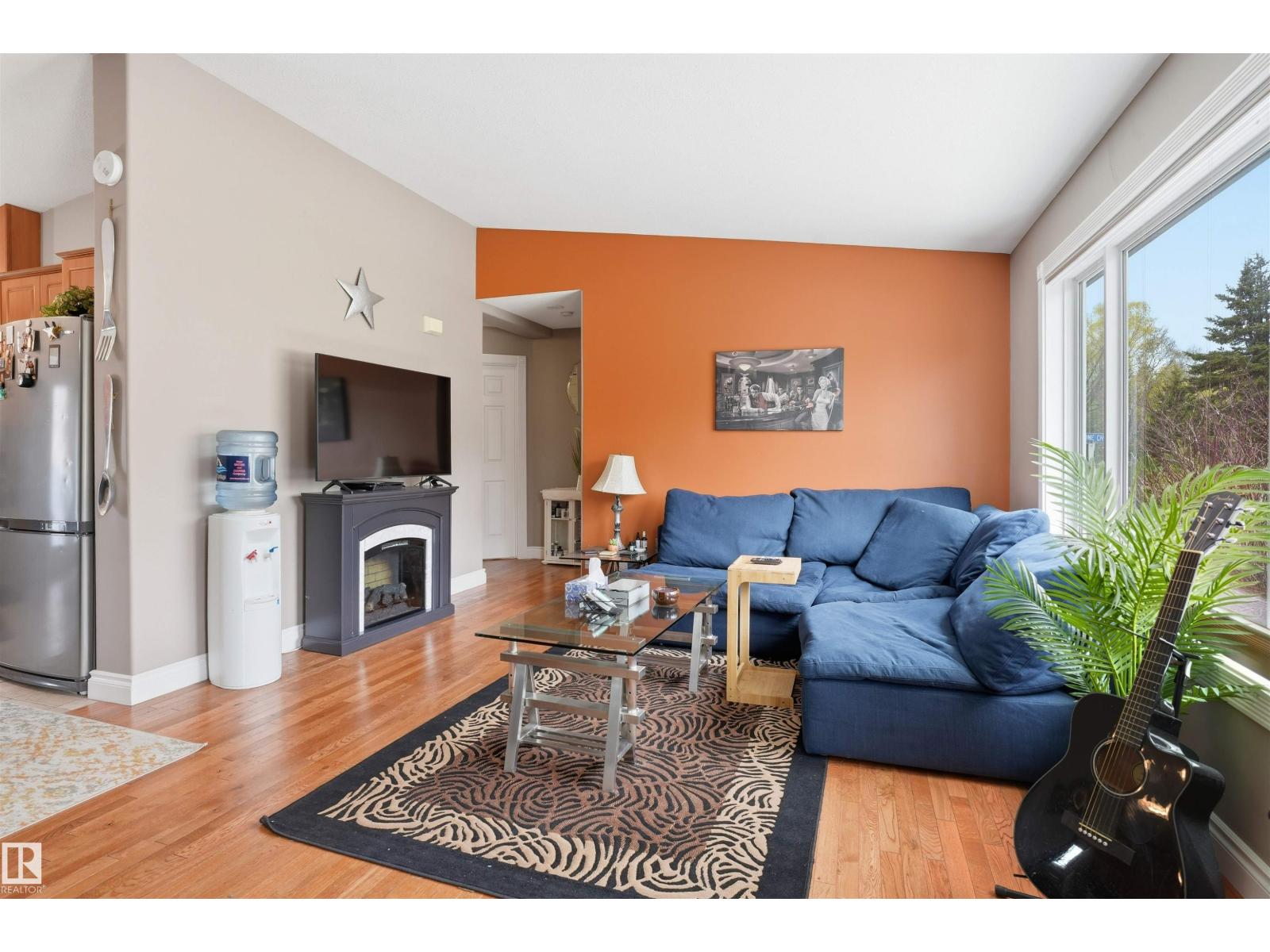 1515 Marine Cr Property Photo 6