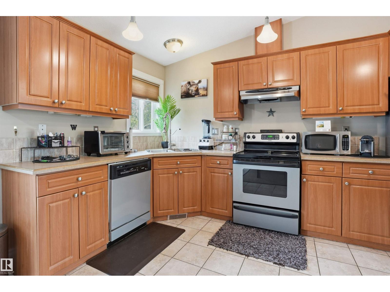 1515 Marine Cr Property Photo 7