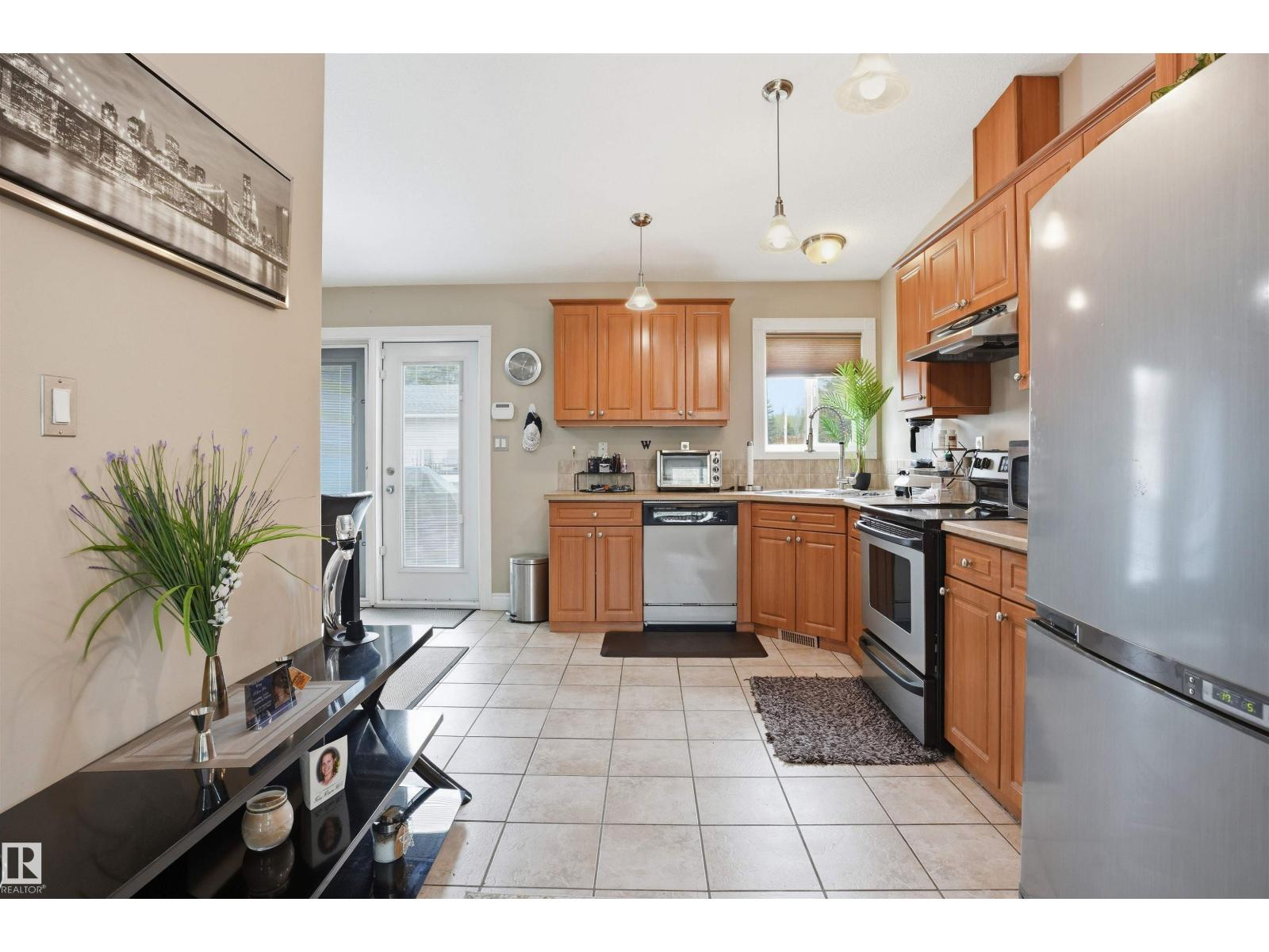 1515 Marine Cr Property Photo 10