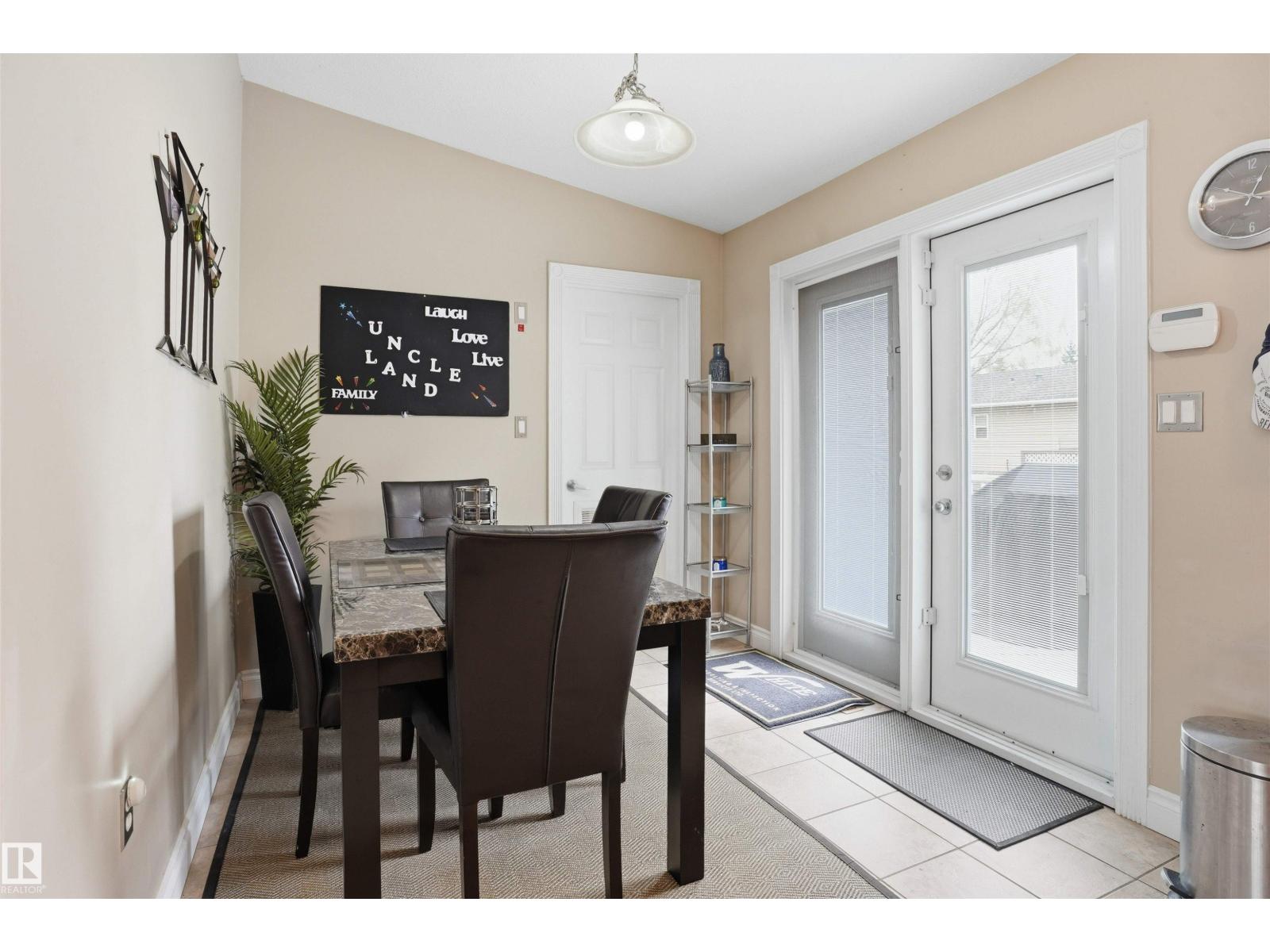 1515 Marine Cr Property Photo 12