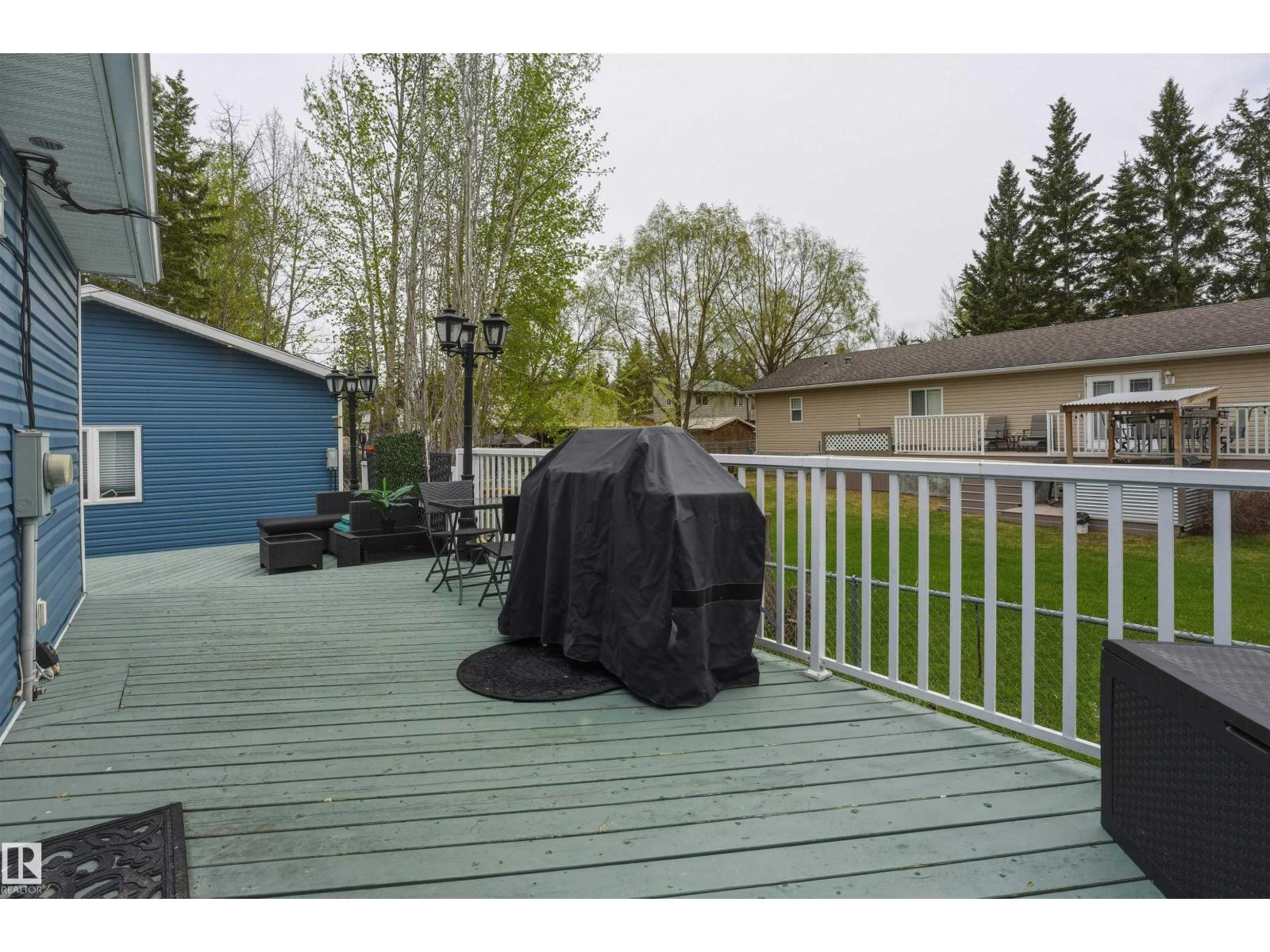 1515 Marine Cr Property Photo 19