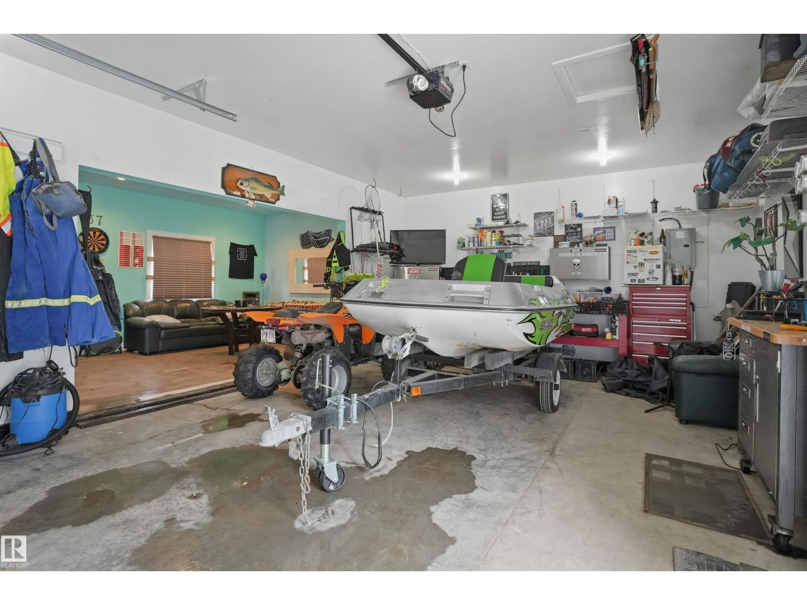 1515 Marine Cr Property Photo 23