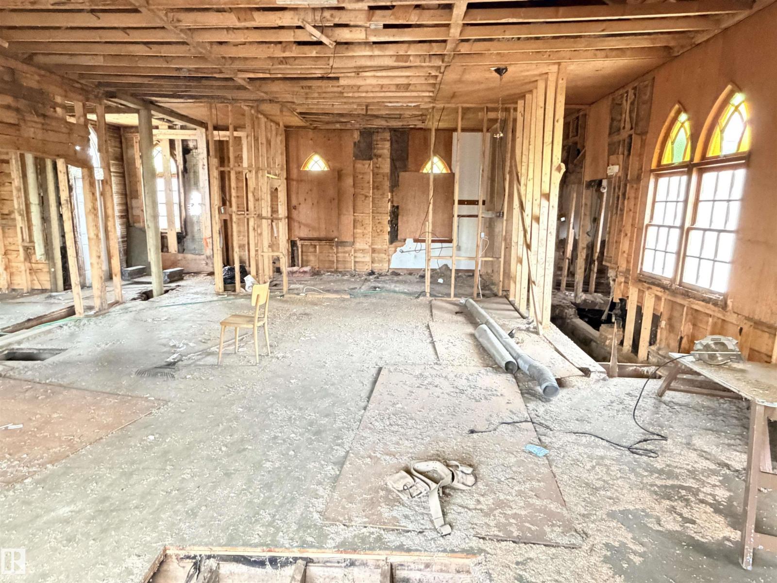 5036 49 St Property Photo 22