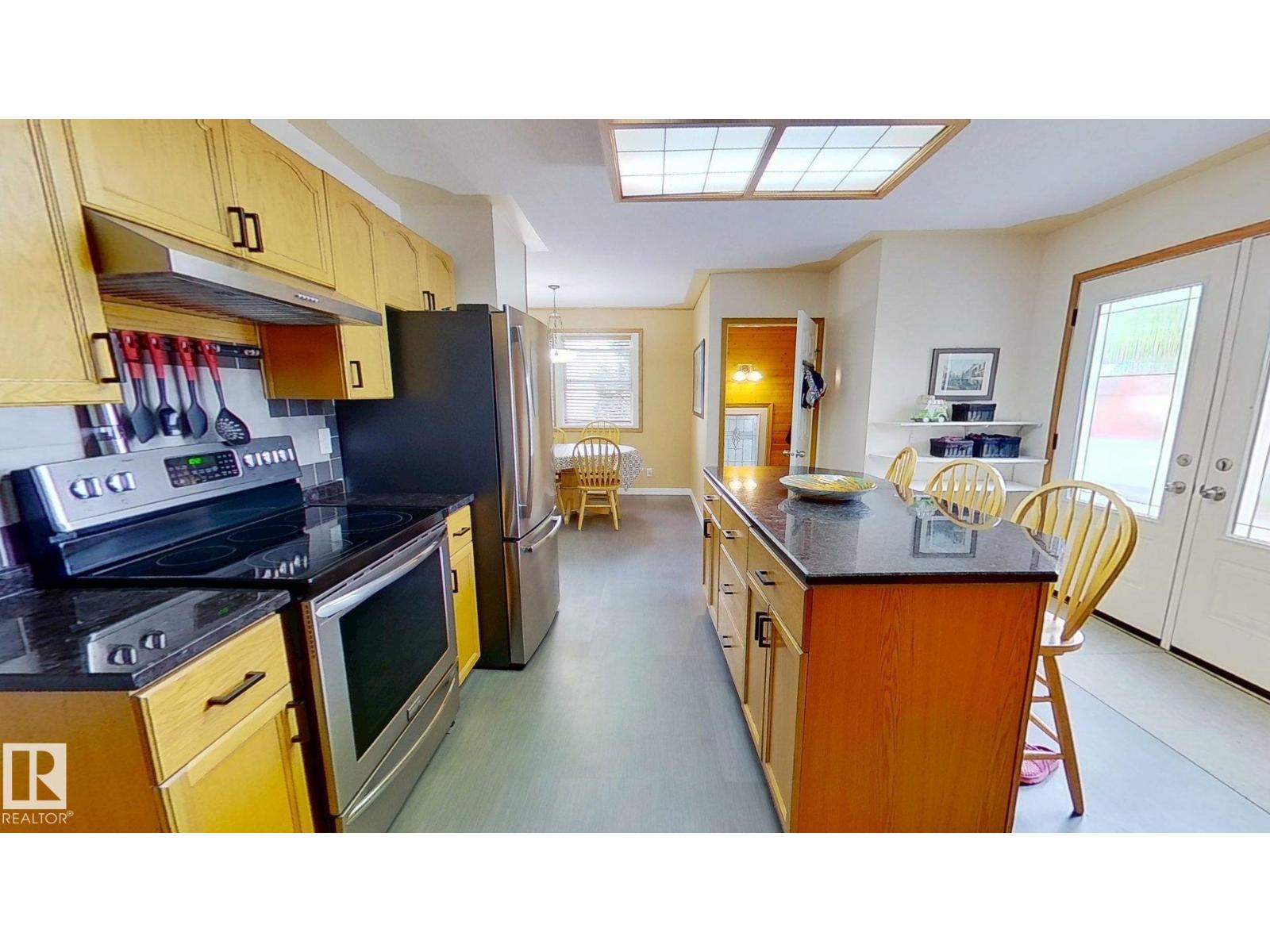 13908 117 Av Nw Property Photo 7