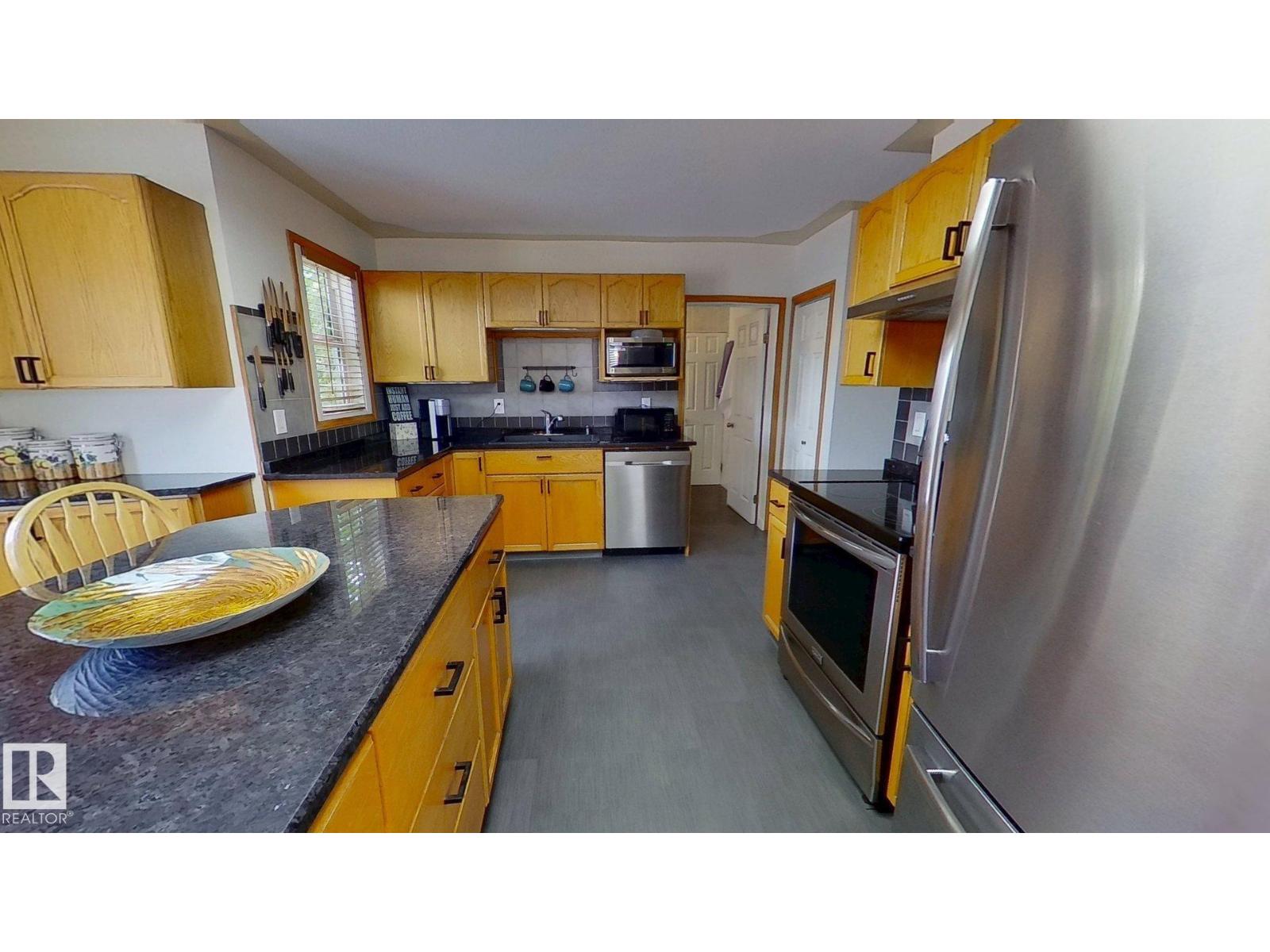 13908 117 Av Nw Property Photo 8