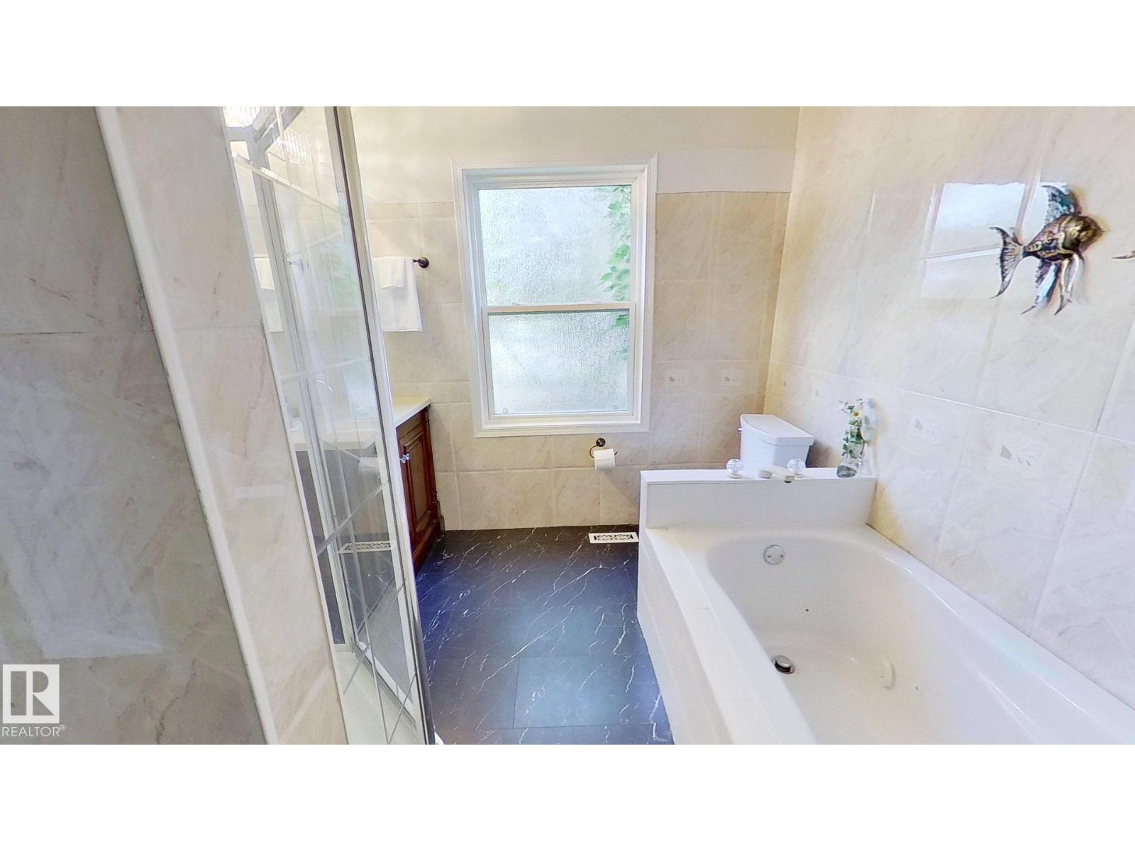 13908 117 Av Nw Property Photo 9