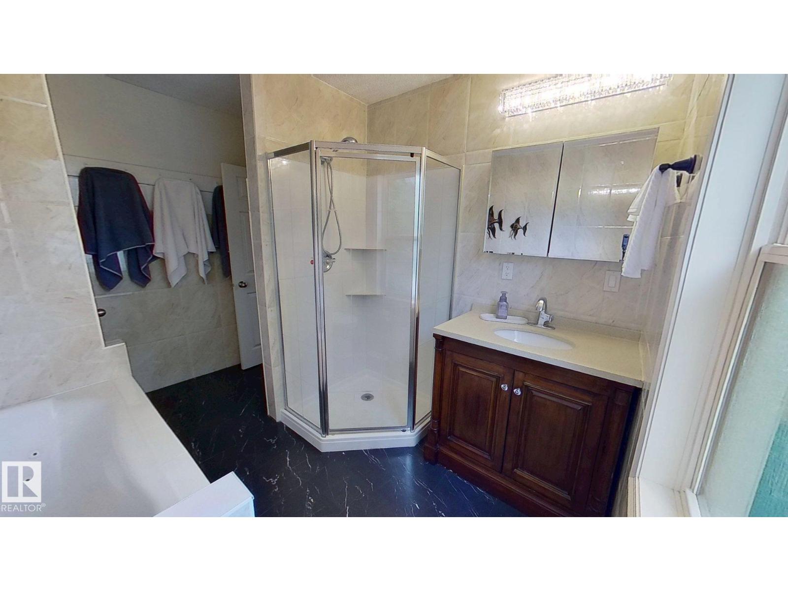 13908 117 Av Nw Property Photo 10