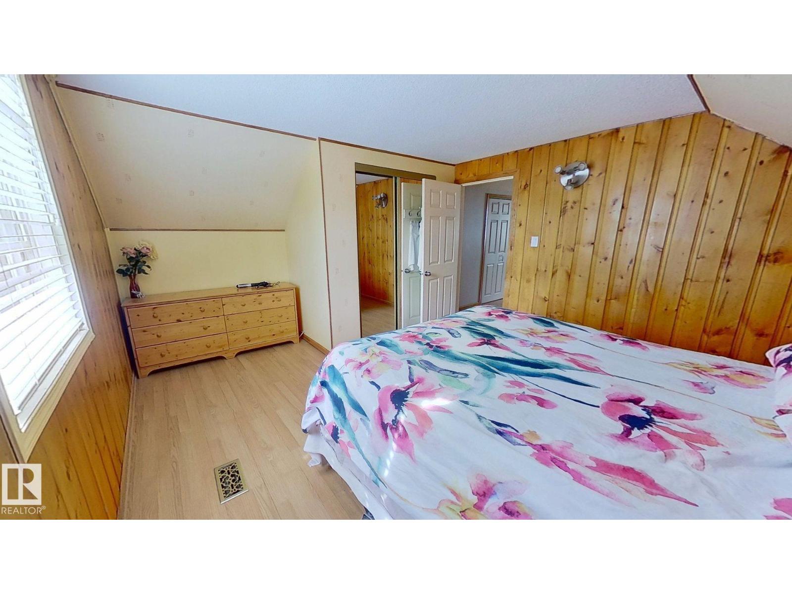 13908 117 Av Nw Property Photo 16