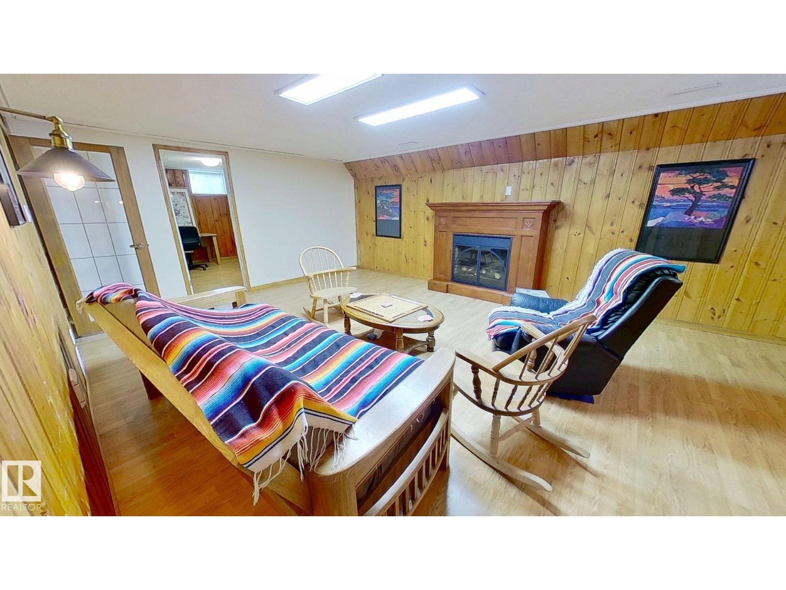 13908 117 Av Nw Property Photo 17