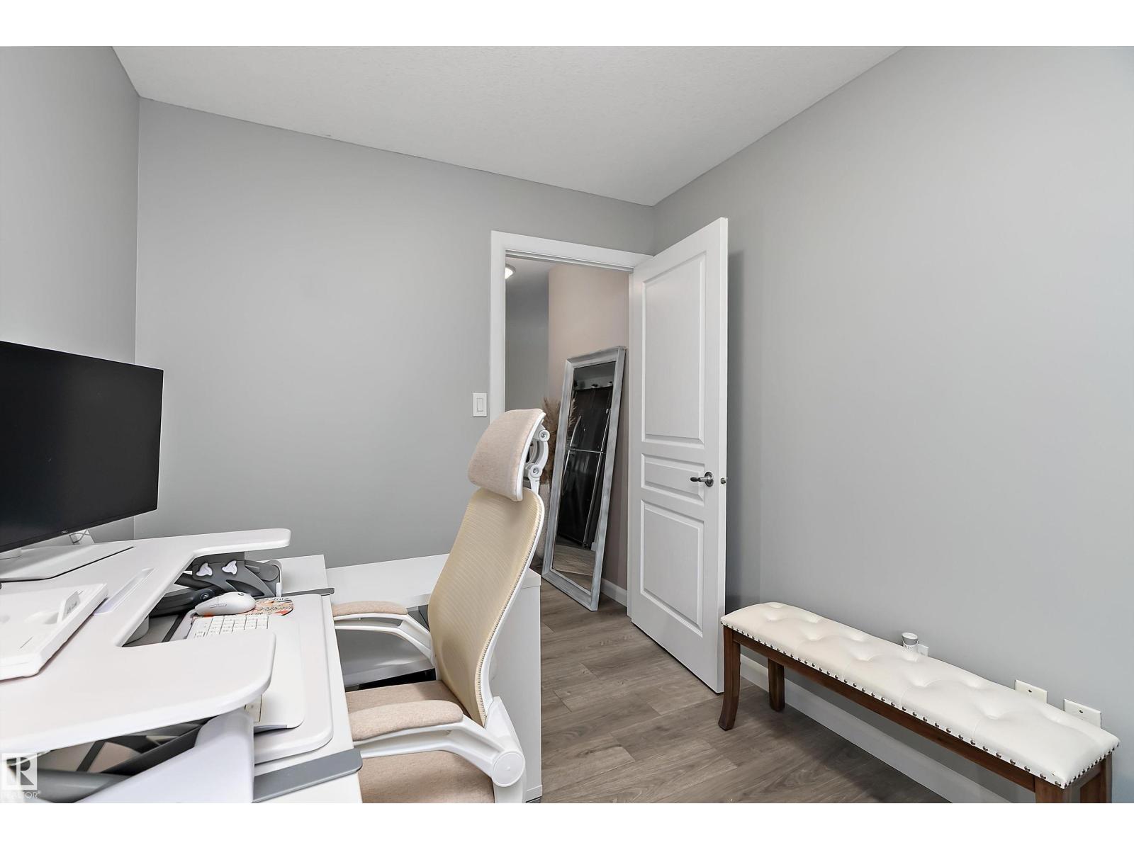 #301 530 Hooke Rd Nw Property Photo 14