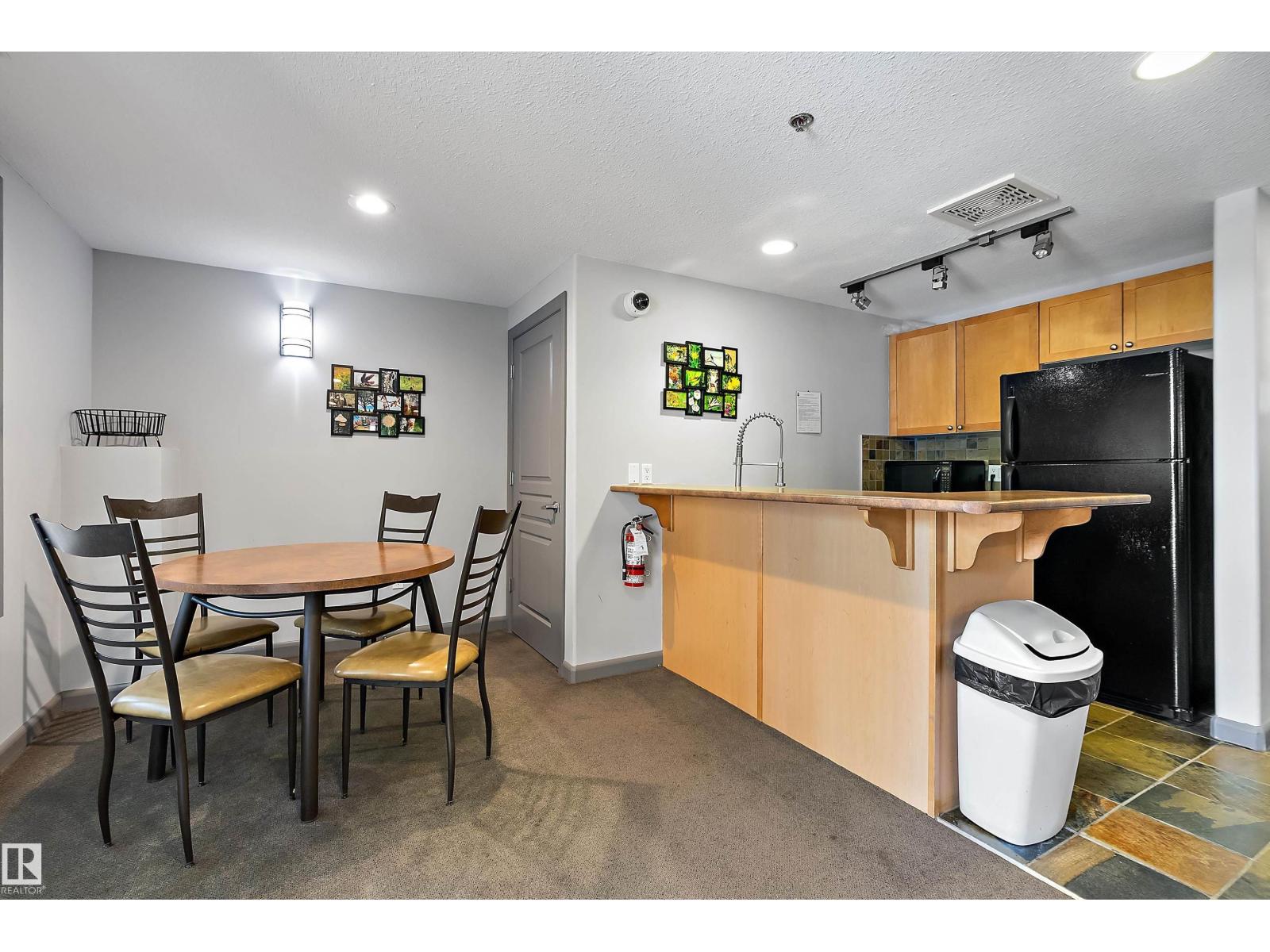 #301 530 Hooke Rd Nw Property Photo 33