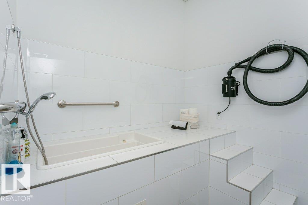 #1403 14105 West Block Dr Nw Property Photo 70
