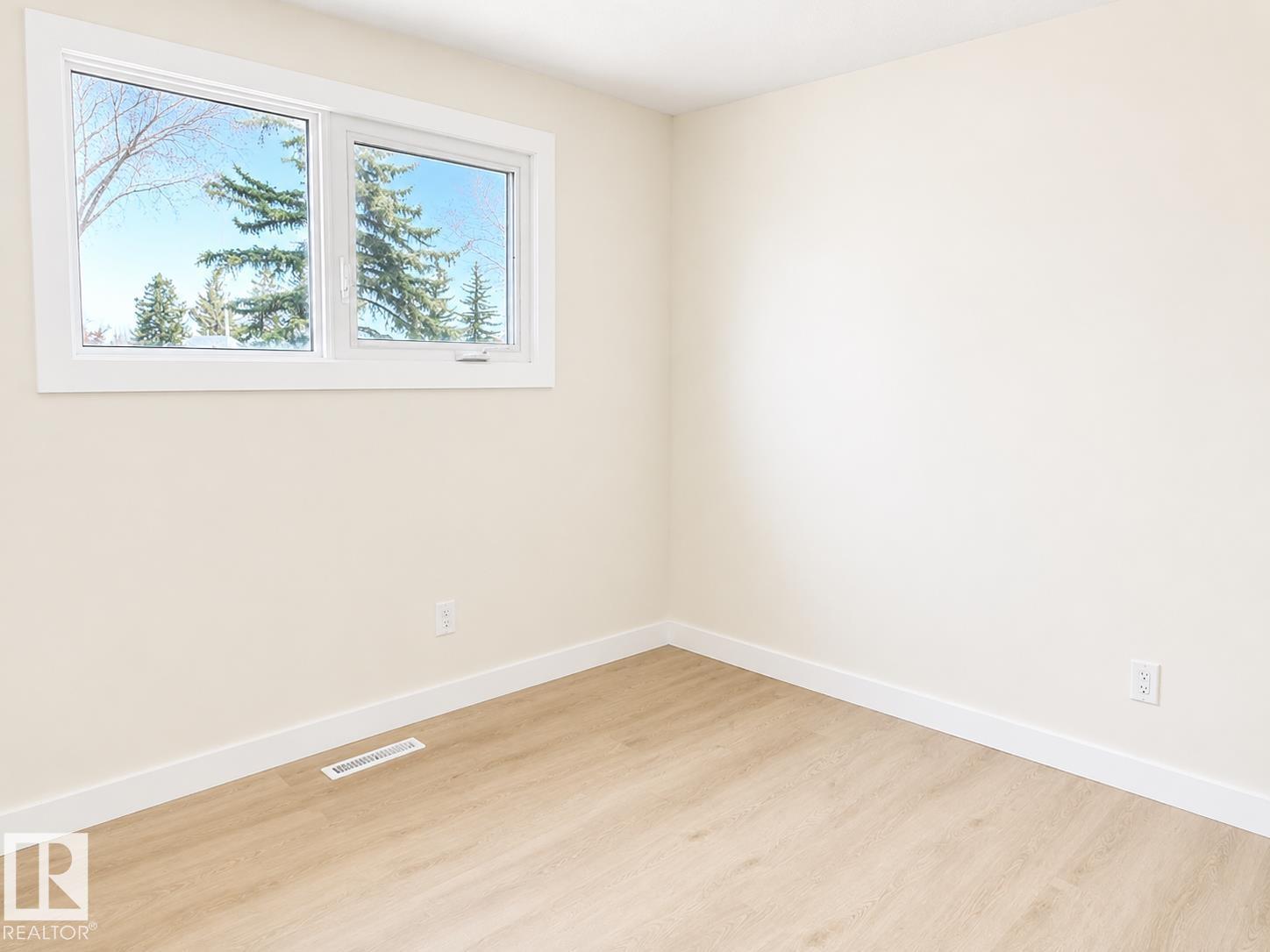 11519 137 Av Nw Property Photo 12