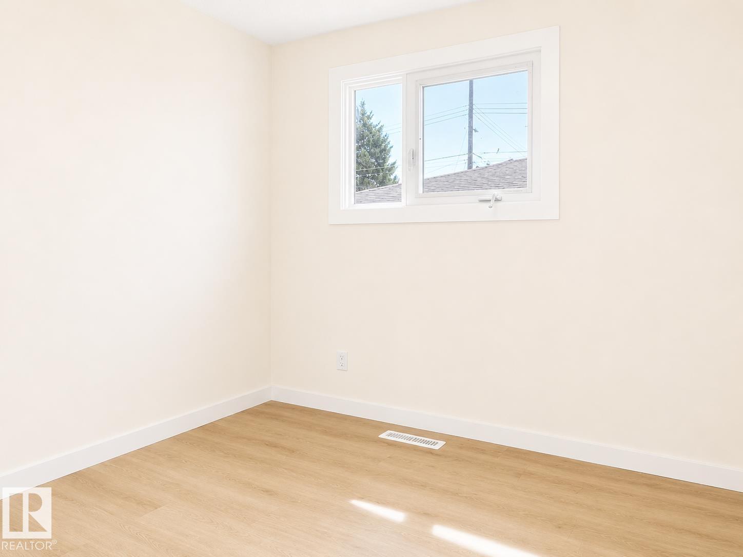 11519 137 Av Nw Property Photo 14