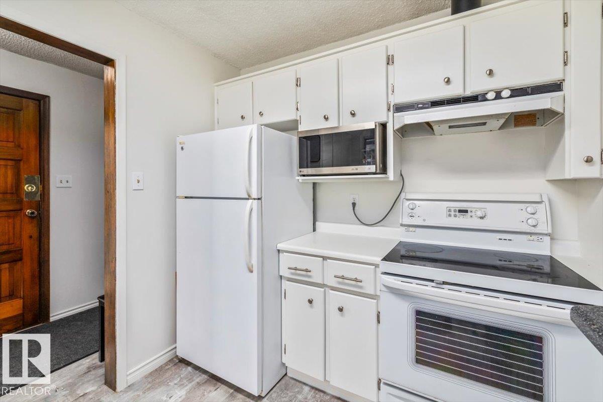 11428 79 Av Nw Property Photo 7