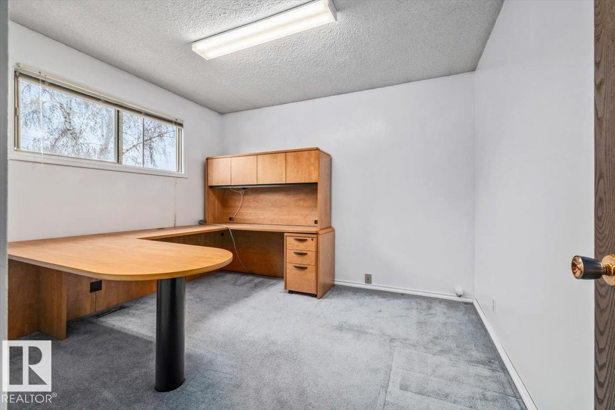 11428 79 Av Nw Property Photo 19
