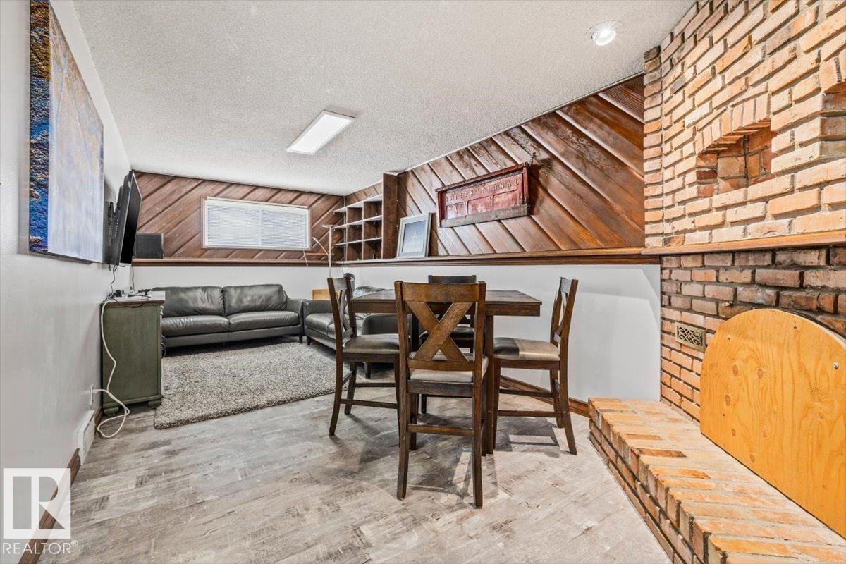 11428 79 Av Nw Property Photo 28