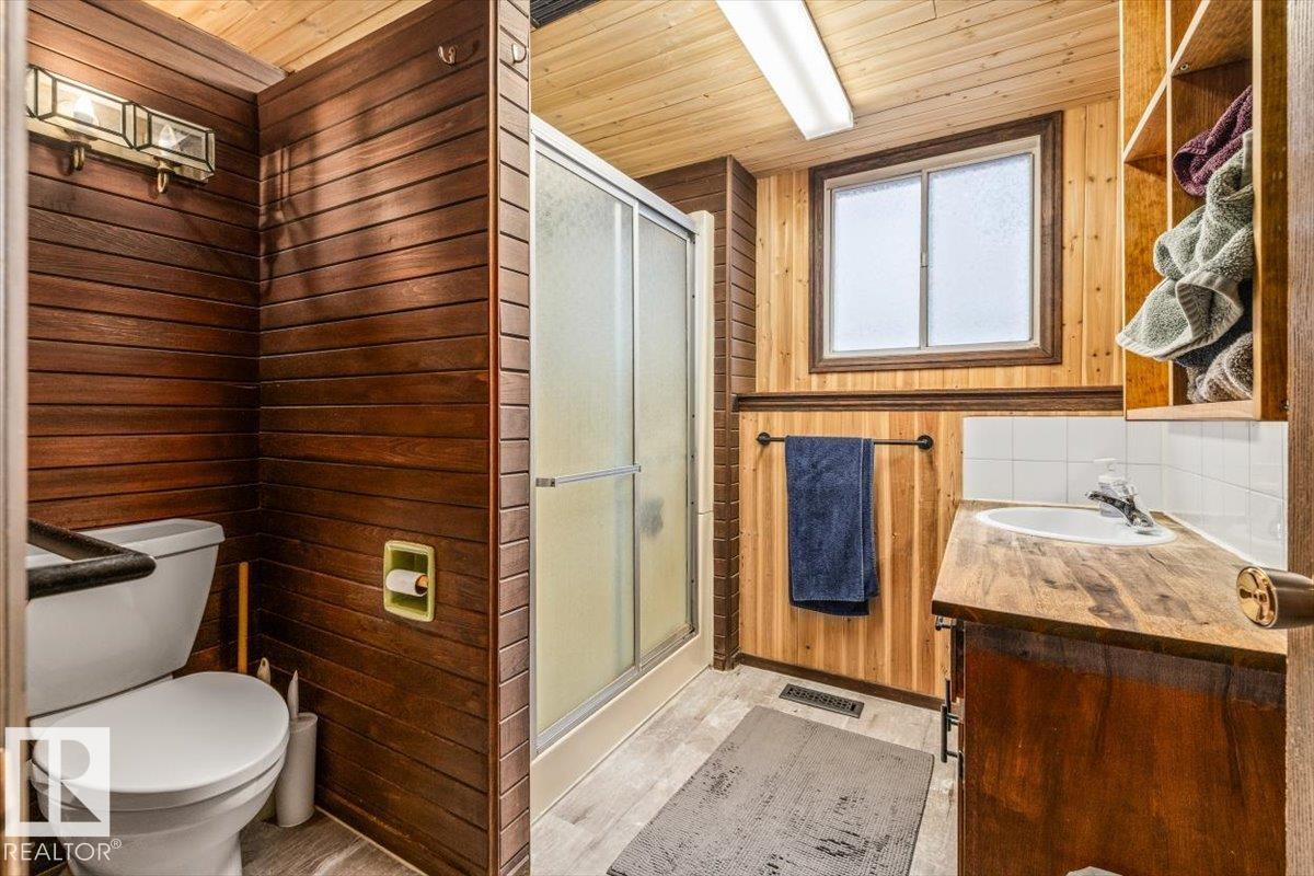 11428 79 Av Nw Property Photo 31