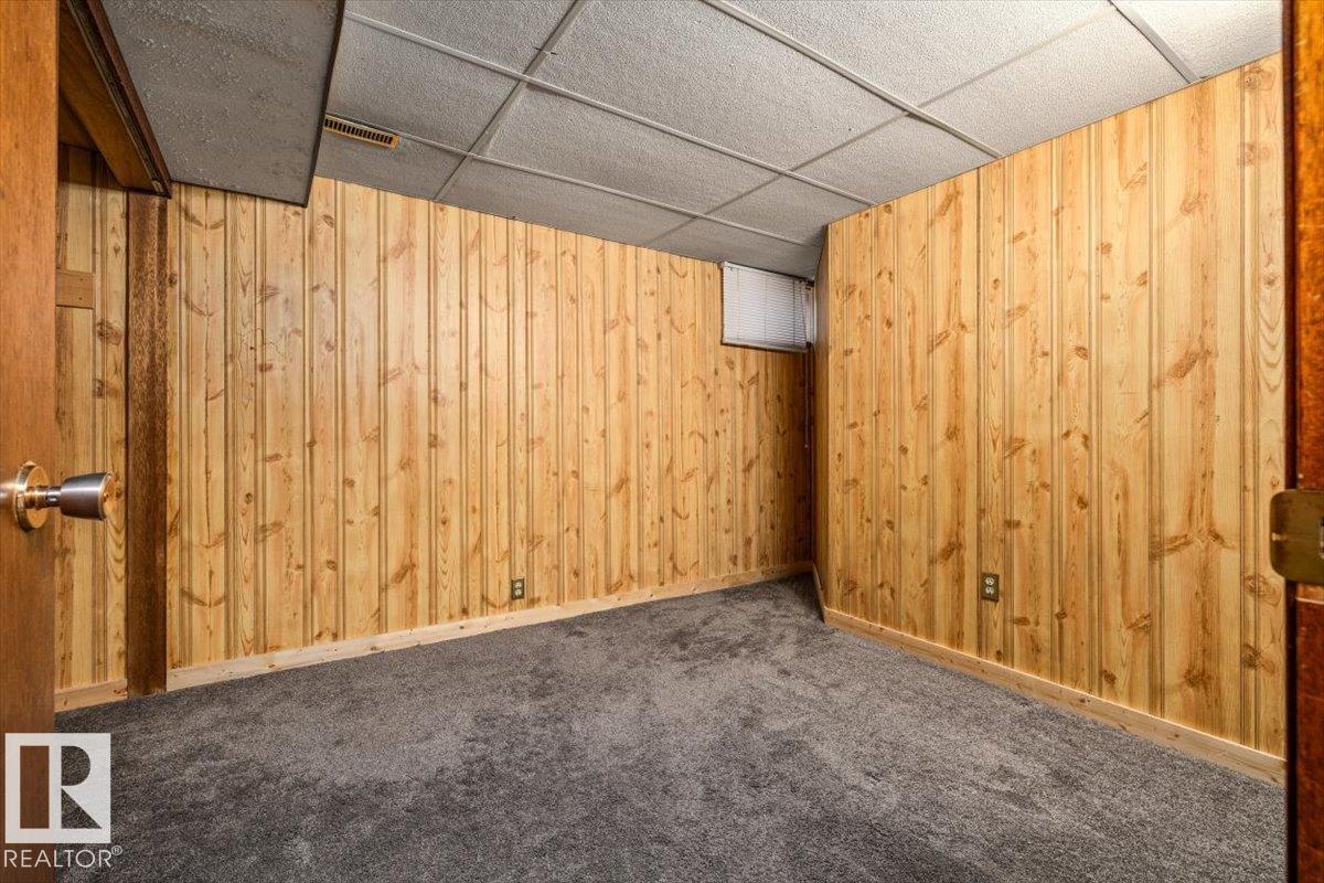 11428 79 Av Nw Property Photo 35